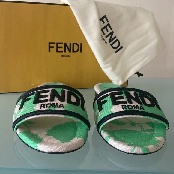 NIB FENDI Bouquet Nero canvas SLIDES/flats,shoes w/dust bag Sz 8.5 US/39 ITALY - Picture 4 of 13